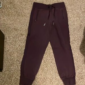 Lululemon plum jogger
